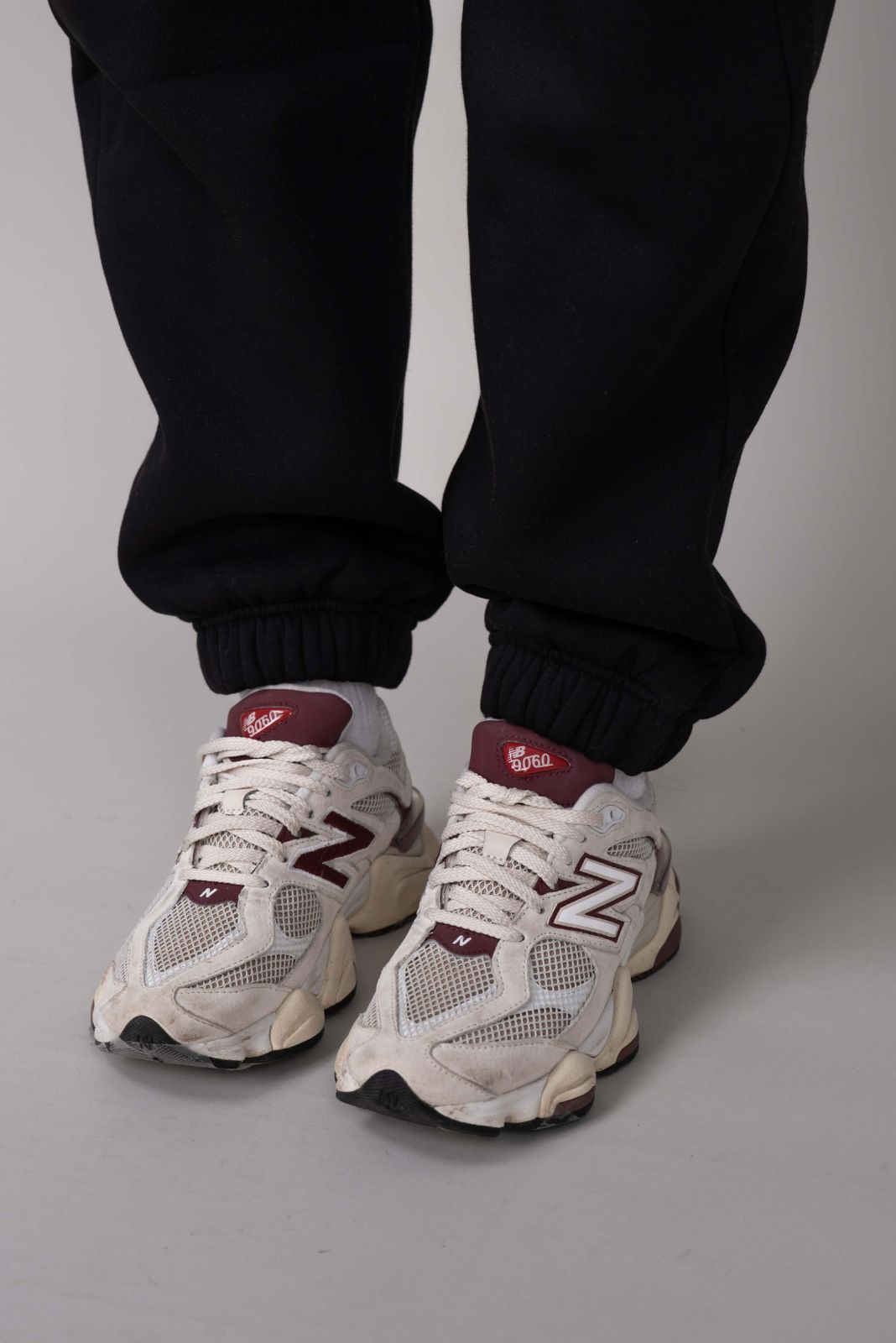 Ease joggers black-patent